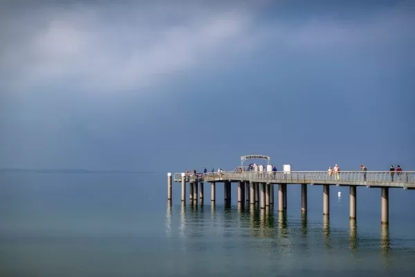 Seebrücke Haffkrug vom Wasser